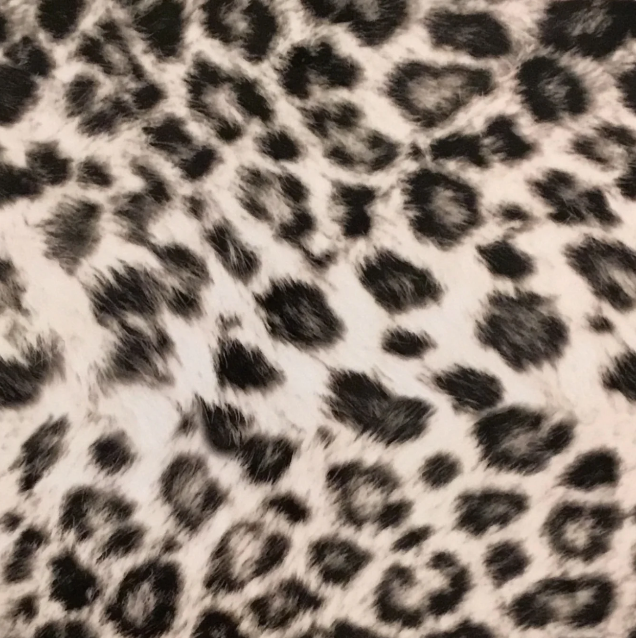 LEOPARD FUR