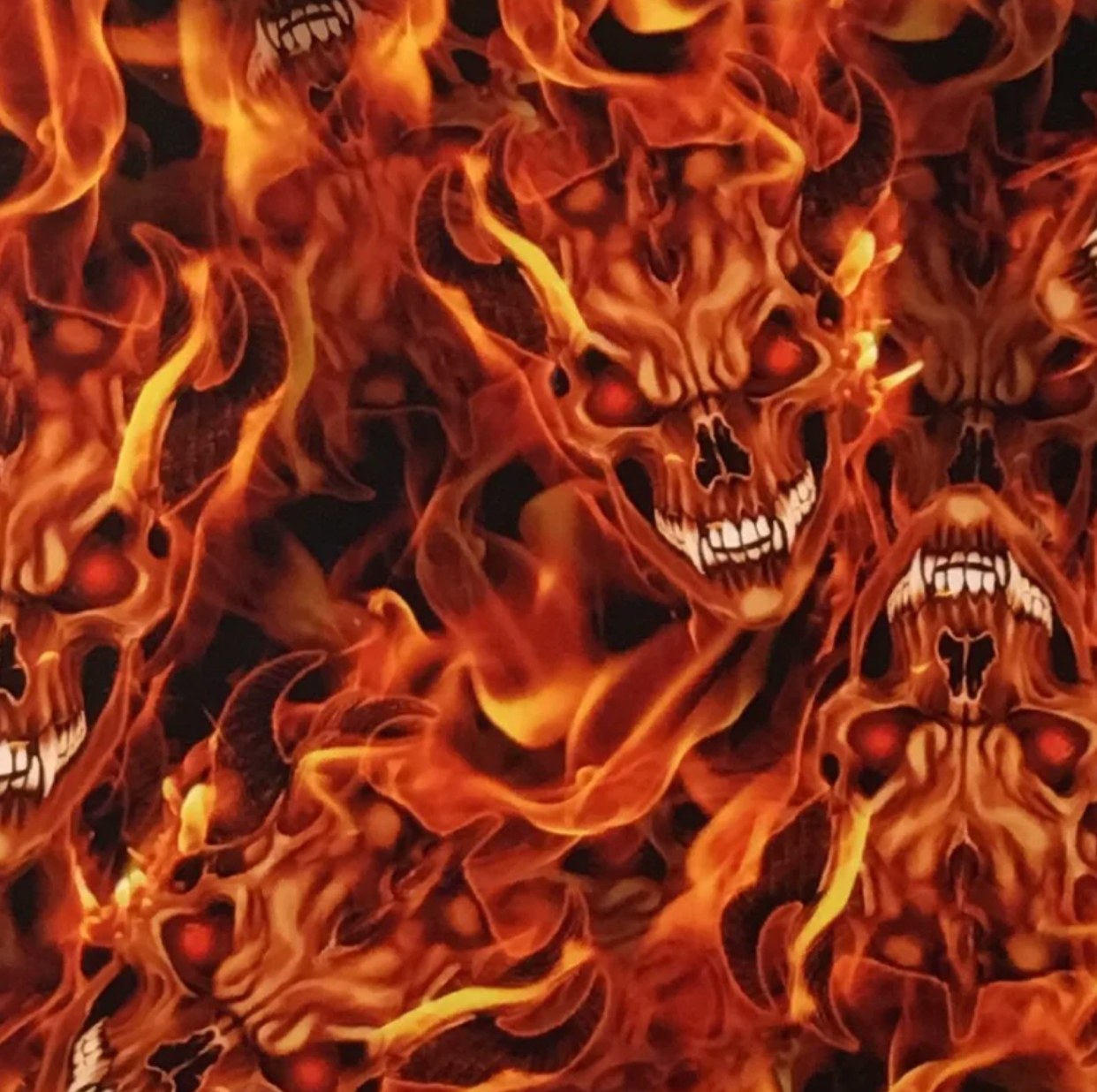 INFERNO FLAMING SKULLS