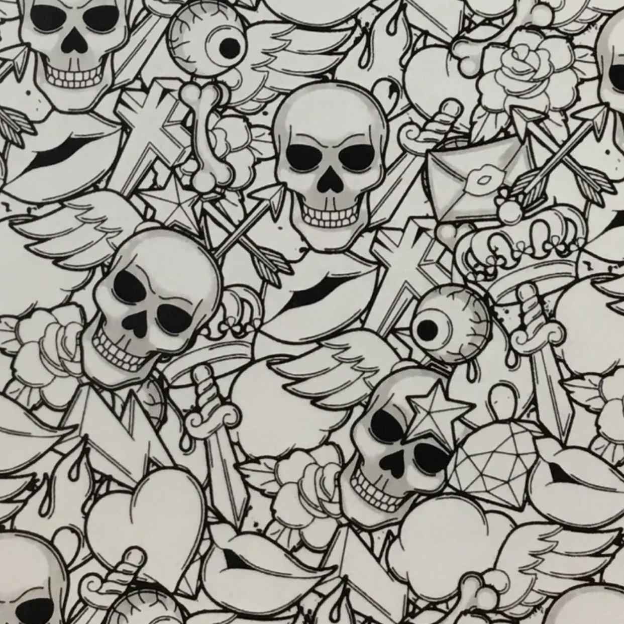BLACK CLEAR CARTOON TATTOO SKULLS